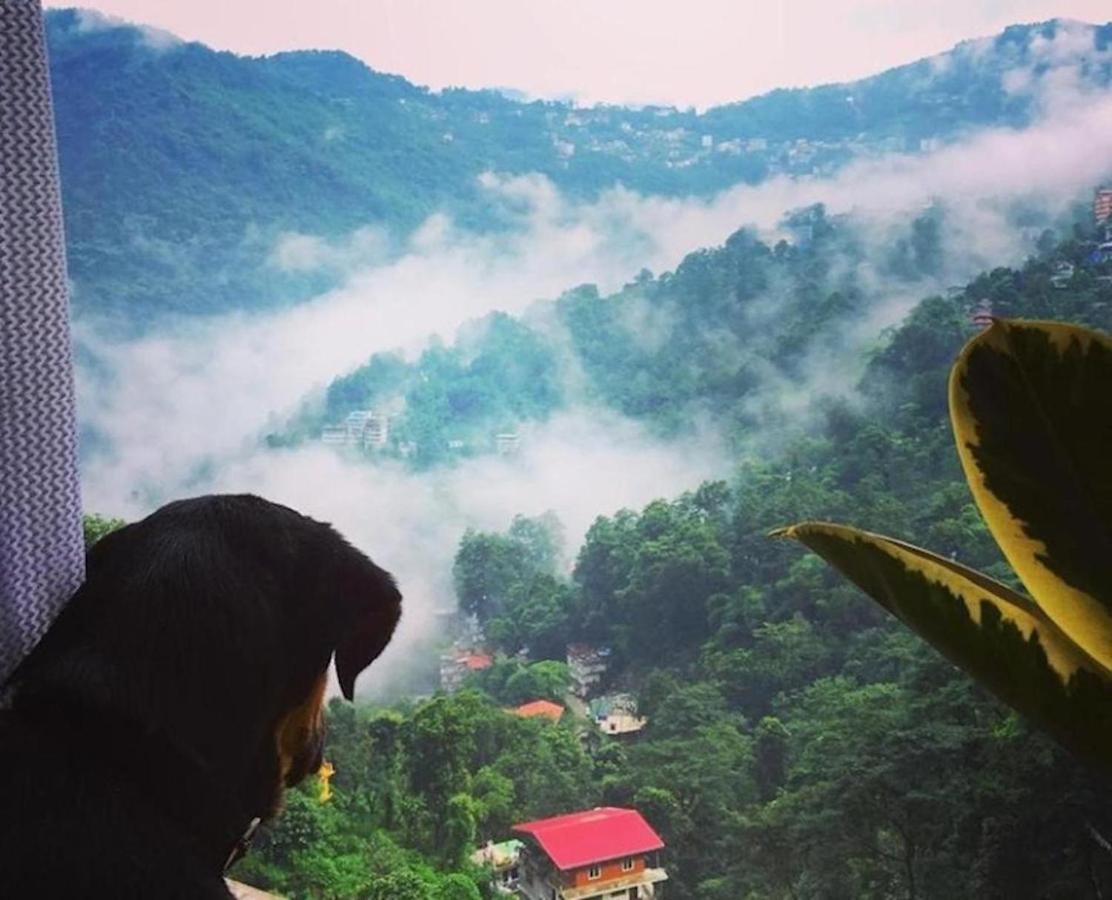 Ostello House Of Nomad Gangtok Esterno foto